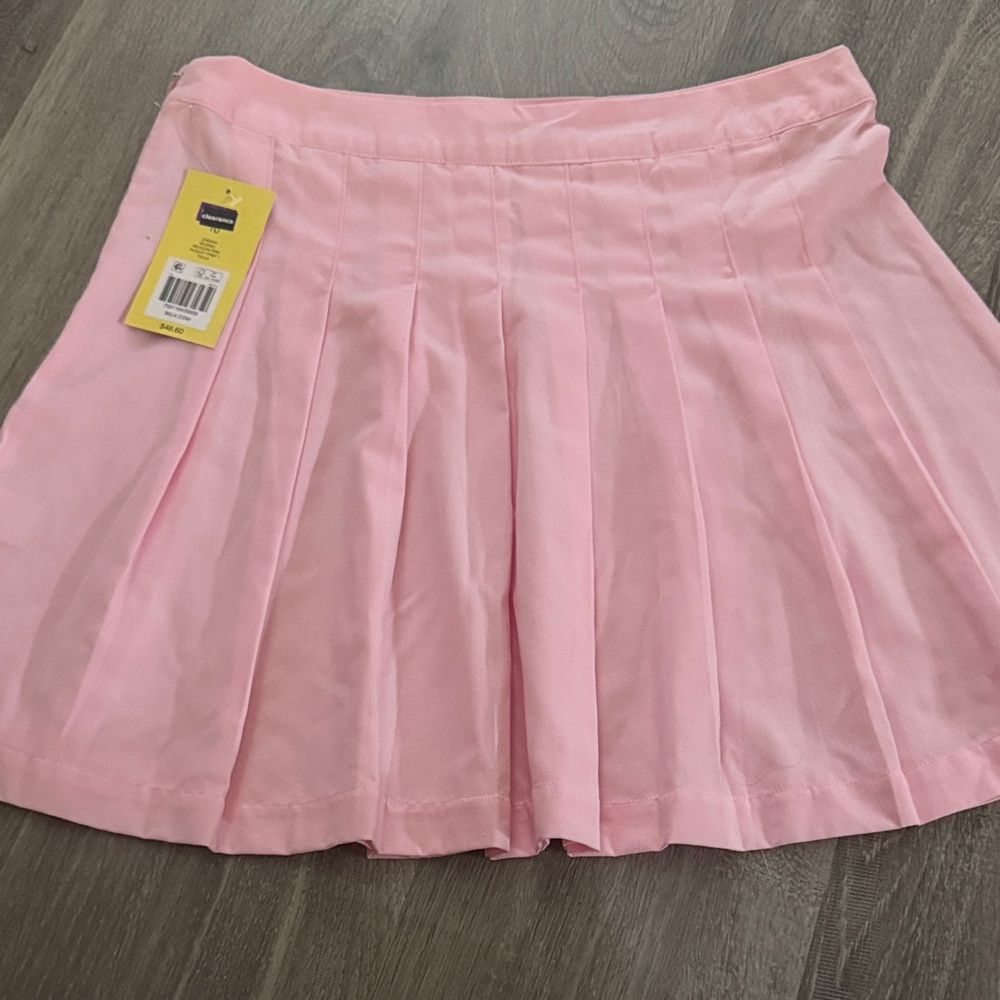 Pink Pleated Women's Skirt